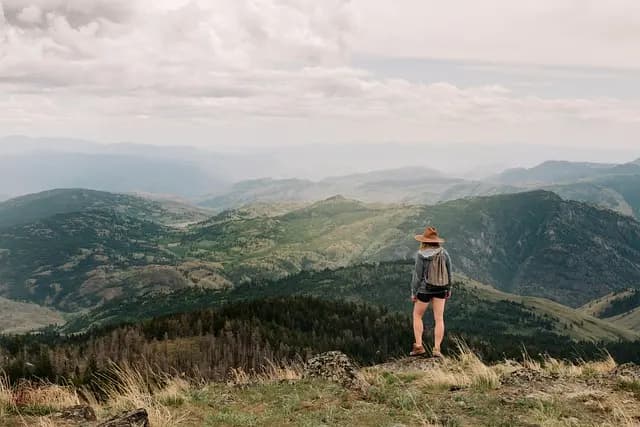 Nachhaltige Entscheidungen beim Reisen treffen: Tipps und Tricks